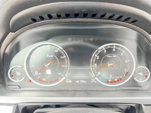 Used 2014 BMW 750Li image 18
