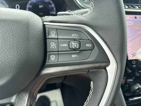 New 2025 Jeep Grand Cherokee Limited image 28
