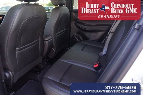 Used 2025 Buick Encore GX Sport Touring w/ Advanced Technology Package image 19