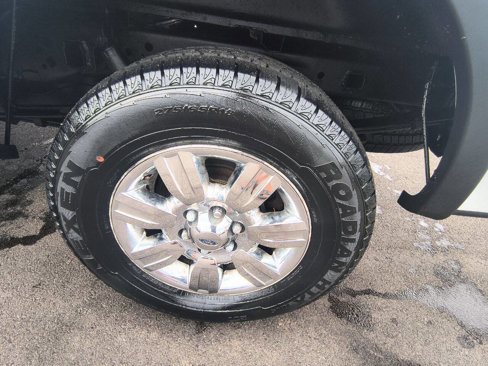 Used 2012 Ford F150 XLT w/ XLT Chrome Pkg image 10