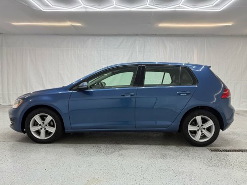 Used 2017 Volkswagen Golf Wolfsburg Edition image 6