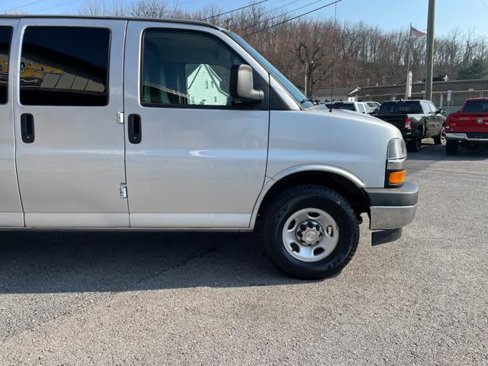 Used 2021 Chevrolet Express 2500 w/ Driver Convenience Package image 10