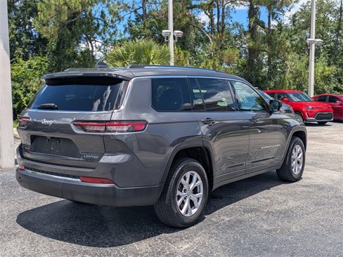 Used 2022 Jeep Grand Cherokee L Limited image 4