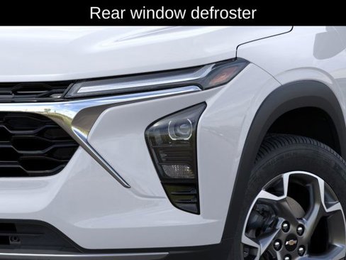 New 2025 Chevrolet Trax LT w/ Driver Confidence Package image 11