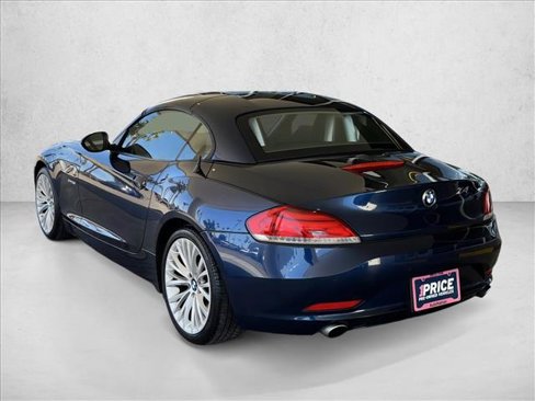 Used 2011 BMW Z4 sDrive35i image 3