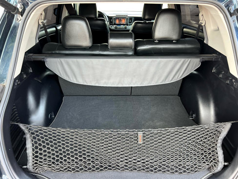 Used 2018 Toyota RAV4 XLE Premium image 15