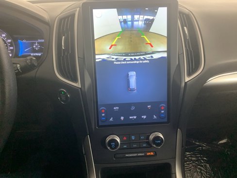 Used 2022 Ford Edge SEL w/ Convenience Package image 13