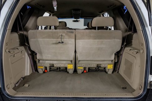 Used 2004 Toyota Sequoia SR5 image 44