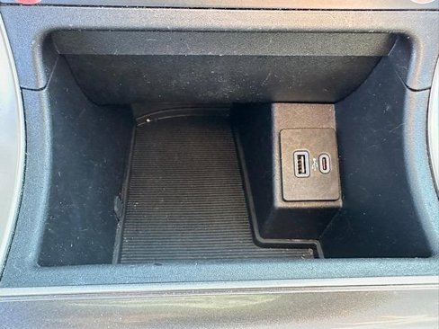 Used 2023 Ford Edge SEL image 28