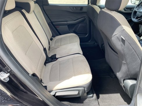 Used 2022 Ford Escape SE w/ SE Sport Appearance Package image 27