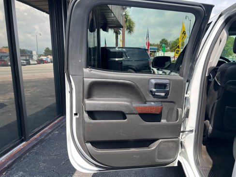 Used 2015 GMC Sierra 1500 SLE w/ SLE Value Package image 19