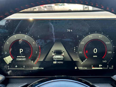 Used 2025 Nissan Kicks SR w/ SR Premium Package image 7