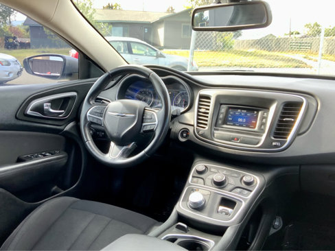 Used 2015 Chrysler 200 Limited w/ Convenience Group image 36