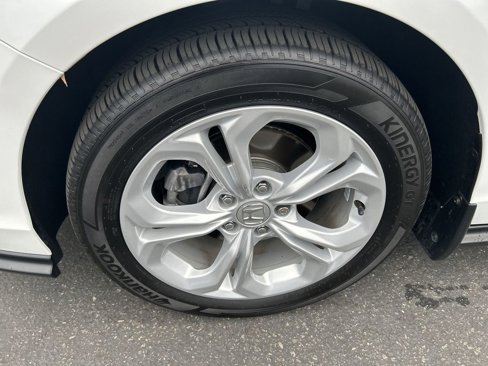 Certified 2024 Honda Accord LX image 10