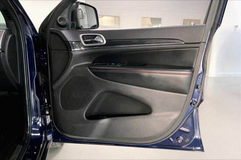 Used 2018 Jeep Grand Cherokee Trailhawk image 26