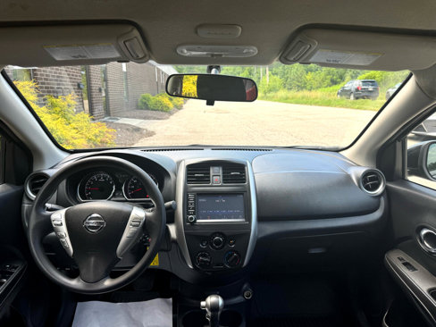 Used 2019 Nissan Versa SV image 7