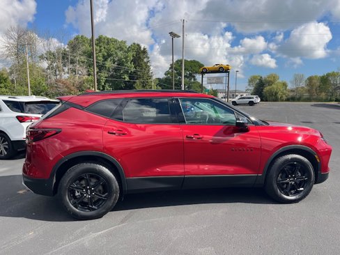 Used 2023 Chevrolet Blazer LT w/ Midnight/Sport Edition image 7