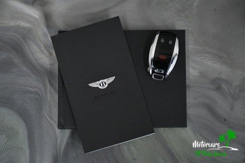 Used 2022 Bentley Bentayga image 65