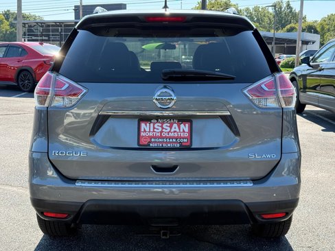 Used 2016 Nissan Rogue SL image 6