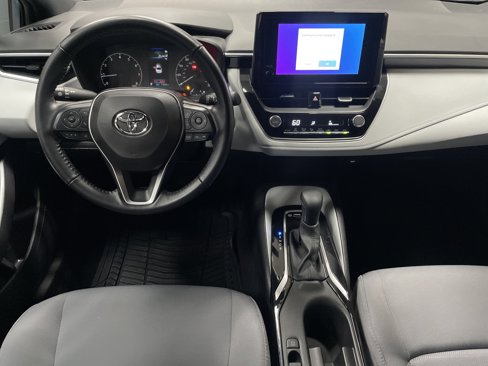 Certified 2024 Toyota Corolla SE image 30