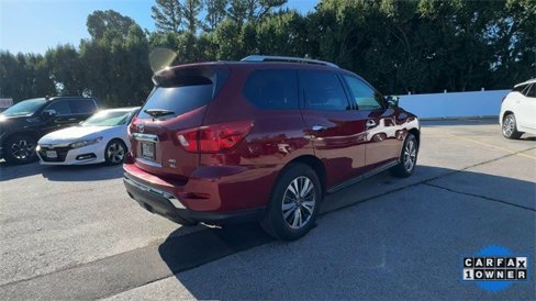 Used 2019 Nissan Pathfinder SL image 10
