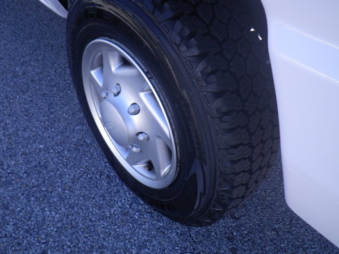 Used 2014 Ford E-350 and Econoline 350 XLT image 10