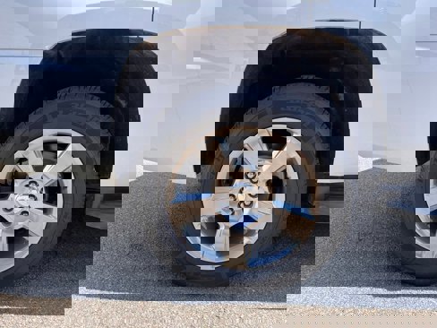 Used 2019 Chevrolet Tahoe LS w/ All-Season Package image 16