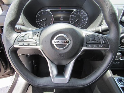 Used 2023 Nissan Sentra SV image 21