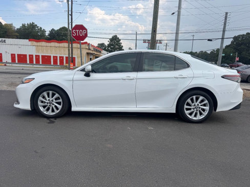 Used 2023 Toyota Camry LE image 2