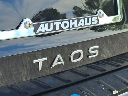 New 2025 Volkswagen Taos S image 12