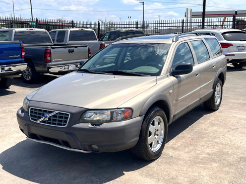Used 2002 Volvo V70 Cross Country image 15