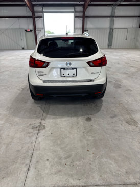 Used 2018 Nissan Rogue Sport SL image 6