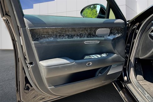 Used 2024 Genesis G90 3.5T image 19