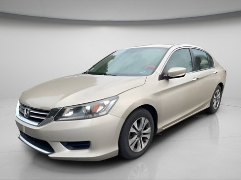 Used 2014 Honda Accord LX image 2