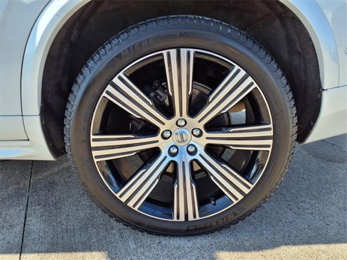 Used 2021 Volvo XC90 T6 Inscription w/ Advanced Package image 30