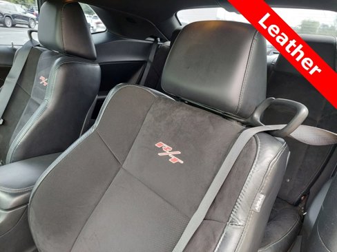 Used 2015 Dodge Challenger R/T Scat Pack w/ Scat Pack Appearance Package image 6
