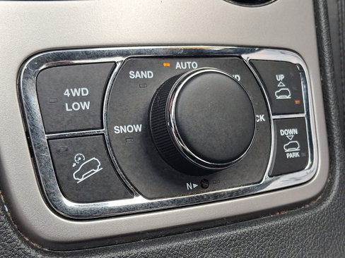 Used 2018 Jeep Grand Cherokee High Altitude image 25