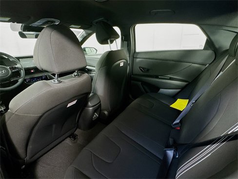 New 2025 Hyundai Elantra Sport image 11