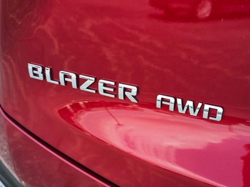 Used 2023 Chevrolet Blazer LT image 16