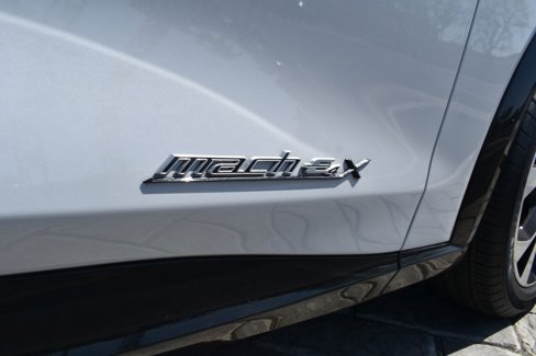 Used 2022 Ford Mustang Mach-E Premium image 5