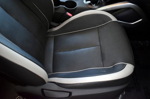 Used 2013 Hyundai Veloster Turbo w/ Ultimate Pkg image 36
