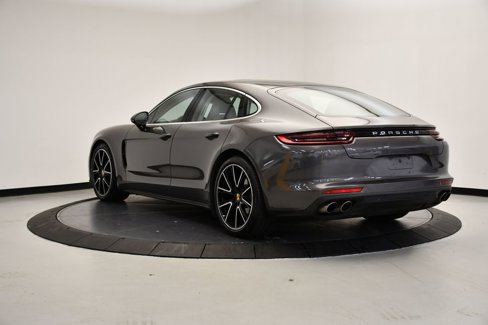 Certified 2018 Porsche Panamera 4S image 3