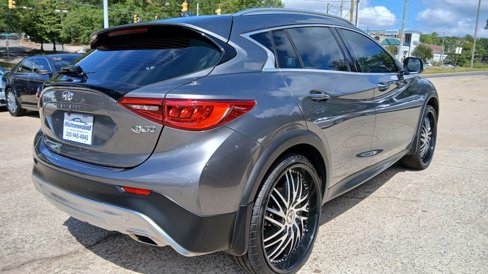 Used 2018 INFINITI QX30 Premium w/ Navigation Package image 7