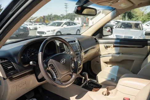 Used 2011 Hyundai Santa Fe Limited image 6