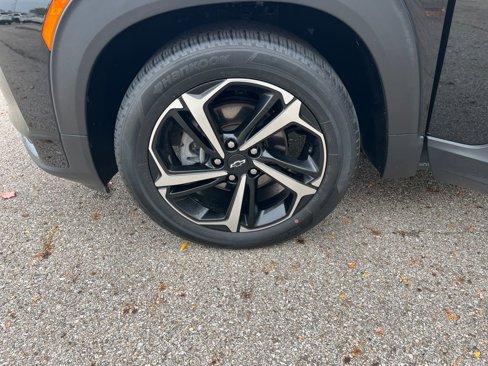 Used 2022 Chevrolet TrailBlazer RS w/ Sun and Liftgate Package image 28
