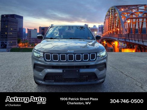 Used 2023 Jeep Compass Sport image 8