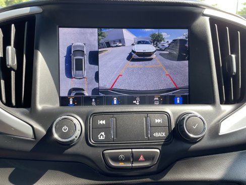 Used 2022 GMC Terrain SLT w/ Infotainment Package II image 15