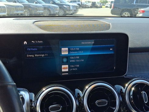 Used 2021 Mercedes-Benz GLB 250 4MATIC image 48