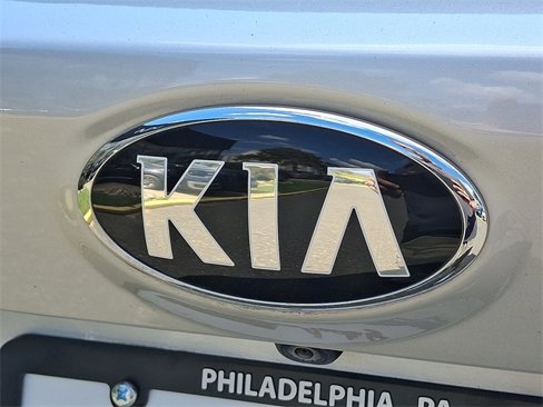 Used 2021 Kia Sorento S image 28