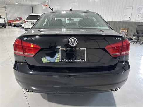 Used 2013 Volkswagen Passat 3.6 SE image 6